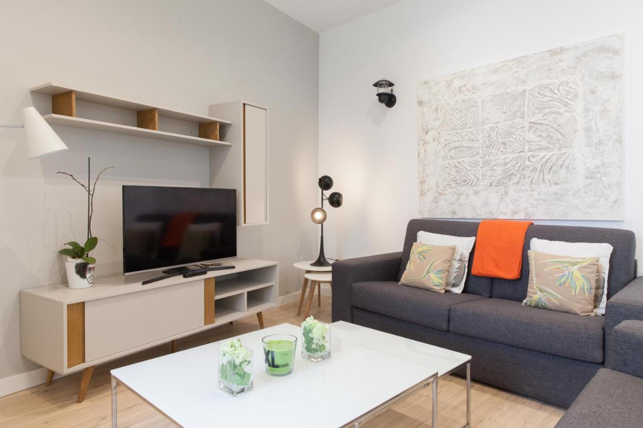 For You Rentals New Design Apartment Temporal Puerta Del Sol Pre10C مدريد المظهر الخارجي الصورة
