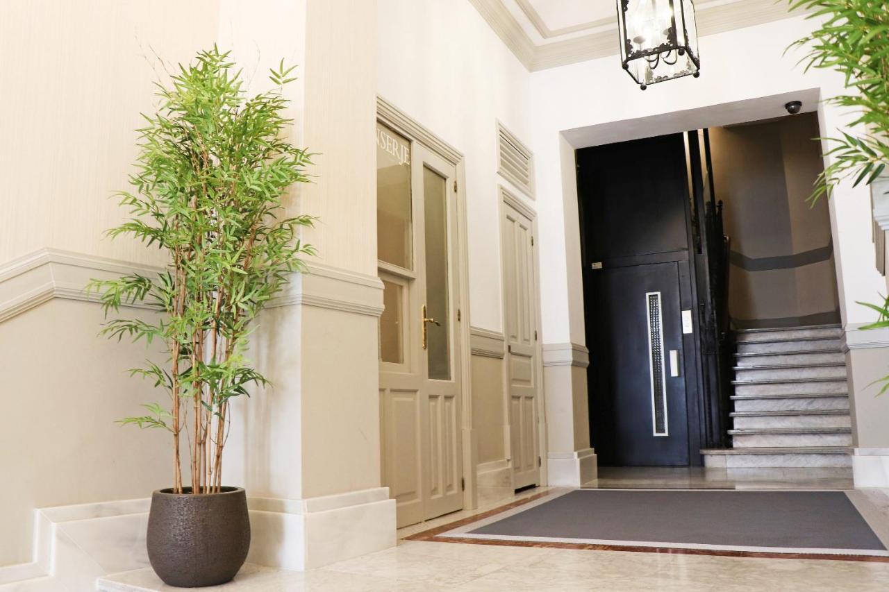 For You Rentals New Design Apartment Temporal Puerta Del Sol Pre10C مدريد المظهر الخارجي الصورة